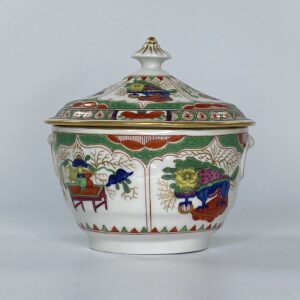 Worcester sucrier ‘Dragons in Compartments’. Barr period, c. 1795.