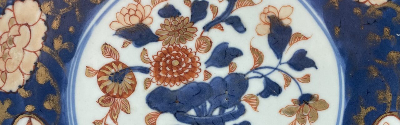 Chinese ‘Imari’ large saucer dish, c. 1720.