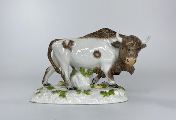 Meissen porcelain Bison, c. 1890.