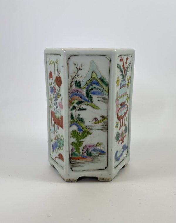 Chinese porcelain brush pot, c. 1730. Yongzheng Period