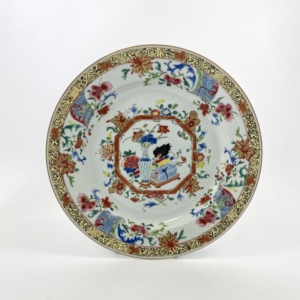 Chinese porcelain dish. Famille rose enamels, c. 1740. Qianlong Period.