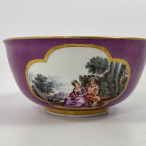 Meissen porcelain ‘Puce ground’ bowl, c. 1740