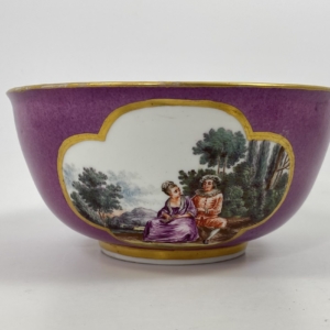 Meissen porcelain ‘Puce ground’ bowl, c. 1740.