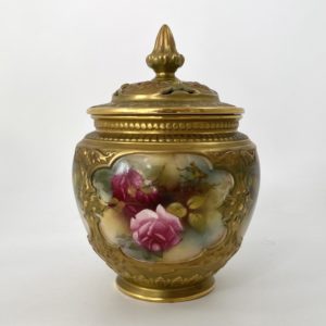 Royal Worcester Roses pot pourri, dated 1913