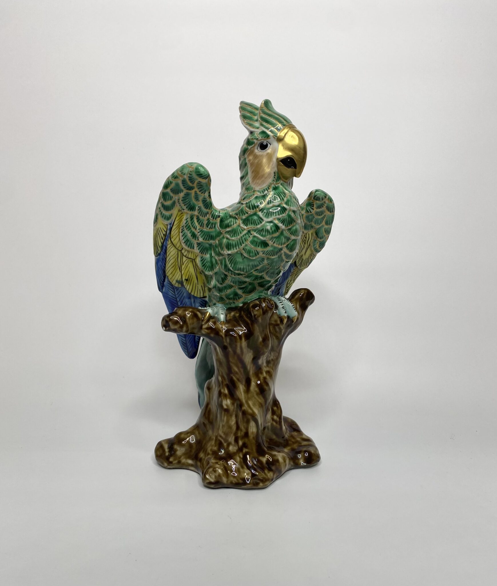 Kutani Porcelain Parrot, Japan, C. 1890. Meiji Period. 