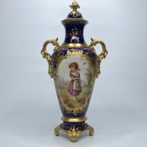 Coalport porcelain vase & cover. Tom Keeling, c. 1900.