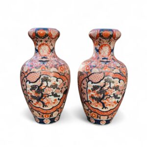 Pair Imari porcelain vases, Arita, Japan, c. 1880. Meiji Period.