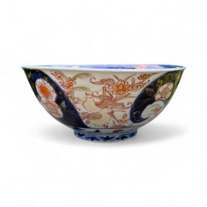 Japanese Imari bowl, c. 1700, Genroku Period.
