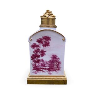 German porcelain tea caddy ormolu mounts, c. 1740.